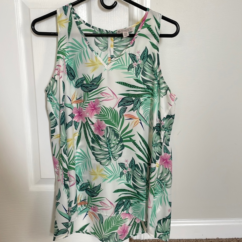 Colorful jungle pattern sleeveless blouse